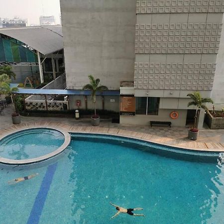 Two Bedroom Apartment At El Royale Hotel バンドゥン エクステリア 写真